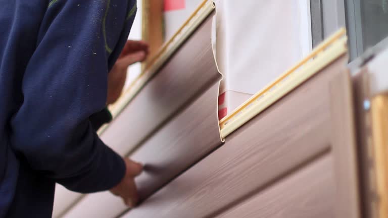 Best Residential Vinyl Siding Installation  in Pleasant Hill, OH